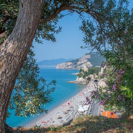 Locanda Marita Finale Ligure Eksteriør billede